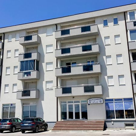 Apartment Maria Tomislavgrad Exteriör bild